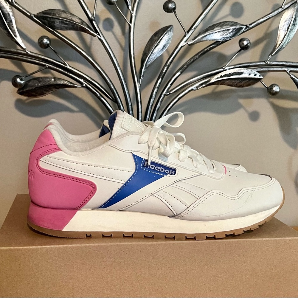 Casual stroll sneakers